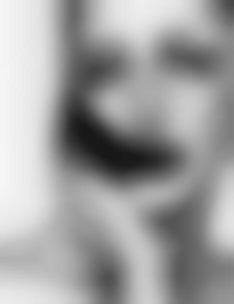 Mascara-Smeared Seductresses