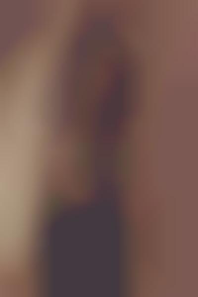 Subdued Big-Haired Shoots