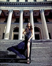 Head-to-Toe Sequin Shoots Image 6