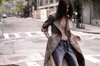 Urban Blue Jean Editorials Image 4