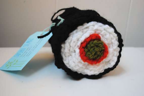 Maki-Inspired Winter Accessories