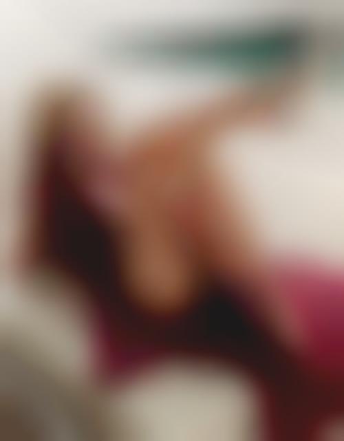 Seductive Long-Legged Shoots