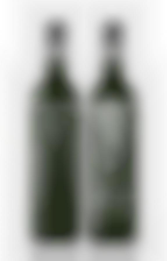 Haunting Vino Packaging 