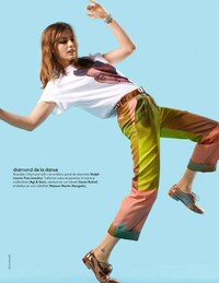 Floral-Framed Fashion Image 7