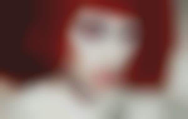 Ravishing Red Bob Shoots