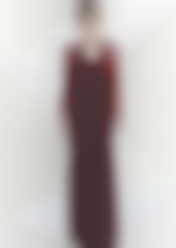 Wine-Hued Lookbooks