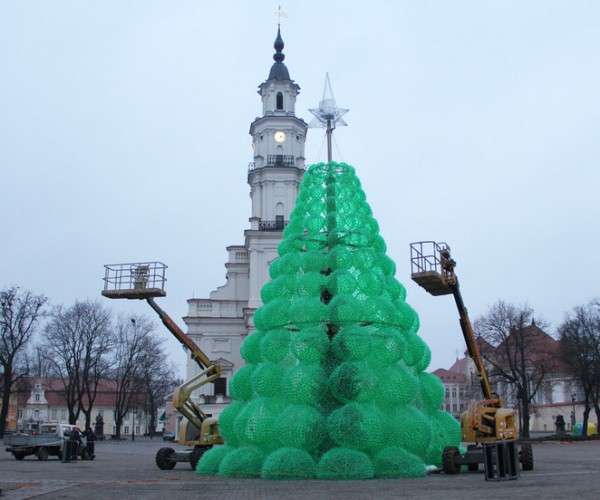 Literal Green Holidecor