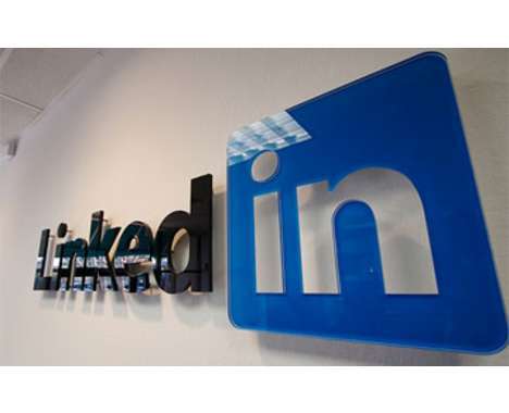 20 Social Media Employment Strategies