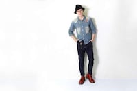 Quirky Minimal Lookbooks Image 4