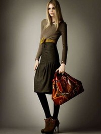 Waist-Cinching Bow Belts Image 2
