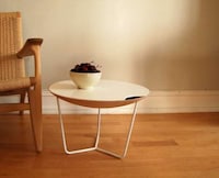 Deep Dish Tables Image 2