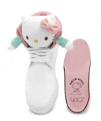 Cushy Kitten Kicks Image 3