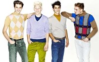 Kaleidoscopic Menswear Ensembles Image 8