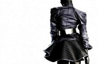 Excessively Folded Fashion Image 3
