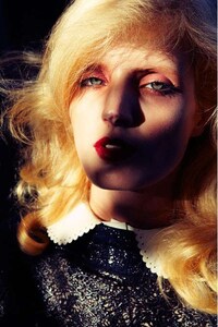 Militant Couture Captures Image 4