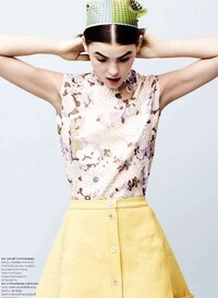 Clashing Pastel Fashion Image 5