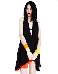 Elegantly Risque Ensembles Image 4