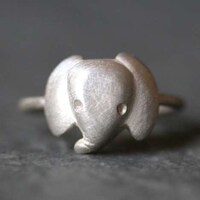 Elegant Feline Jewelry Image 6