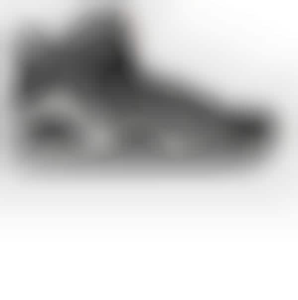 Hip-Hop Collaboration Kicks