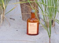 Apothecary Tropical Toiletries Image 2