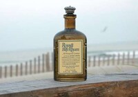 Apothecary Tropical Toiletries Image 3