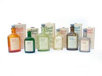 Apothecary Tropical Toiletries Image 7
