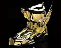 Golden Boarder Gear Image 2