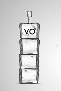 Stacked Ice Cube Carafes Image 2