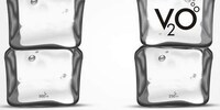 Stacked Ice Cube Carafes Image 3