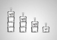 Stacked Ice Cube Carafes Image 6