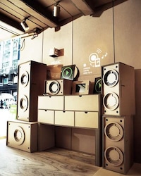 Cardboard Box Pop-Up Shops Image 5