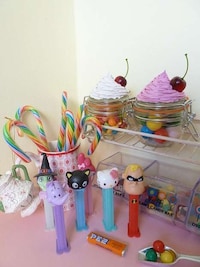 Dessert-Topped Containers Image 4
