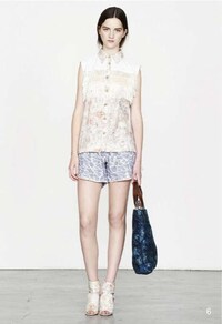 Flirty Farm-Inspired Fashion Image 3