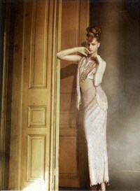 Hair-Raising Updo Editorials Image 8