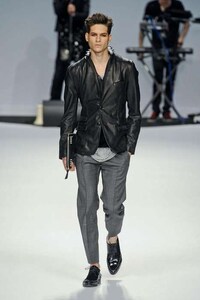 Bedazzling Buttoned Menswear Image 4