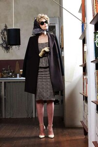 Glam Grandmother Fashion Image 8