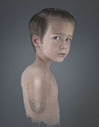 Crumbling Child Captures Image 8
