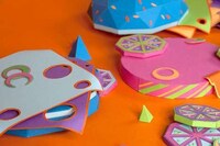 Bright Burger Sculptures Image 3