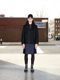 Skirt-Showing Male Looks Image 4