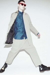 Manly Skirt-Suit Lookbooks Image 6