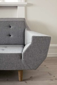 Boat-Shaped Couches Image 4