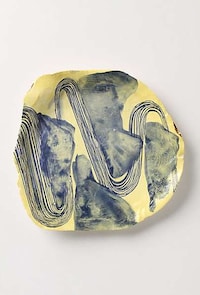 Graphic Pattern Pottery Image 2