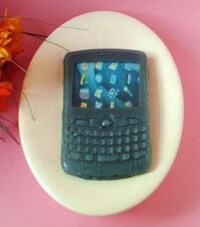 Sudsy Smartphone Scrubbers Image 3