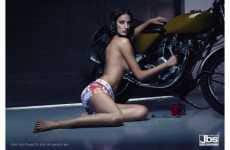 Hot Girls Dress & Act Like Guys (UPDATE)