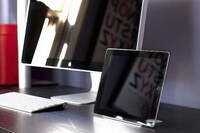 Magnetic Tablet Docks Image 3