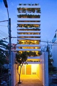 Stacked Green Structures