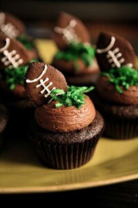 Sporty Super Bowl Cakes Image 2