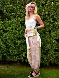 Glamorous Hippie Editorials Image 5