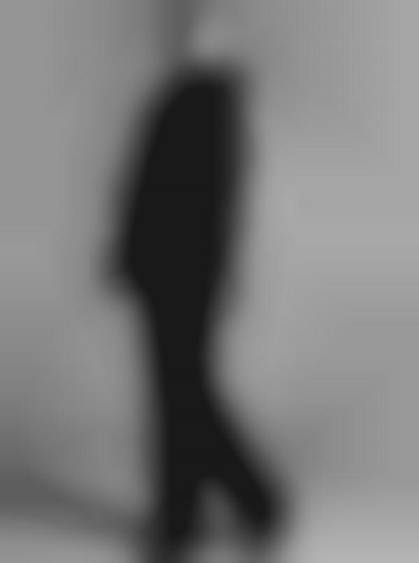 Conservative Monochromatic Captures