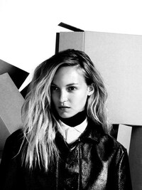 Aloof Androgynous Editorials Image 6